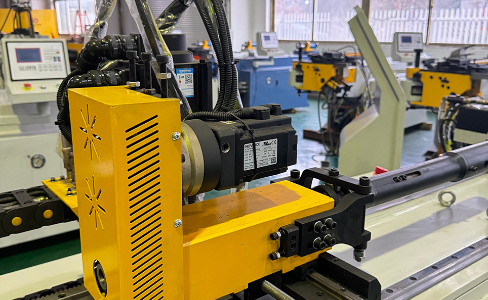 SS-serien fuldautomatisk CNC rørbukkemaskine SS-serien fuldautomatisk CNC rørbukkemaskine