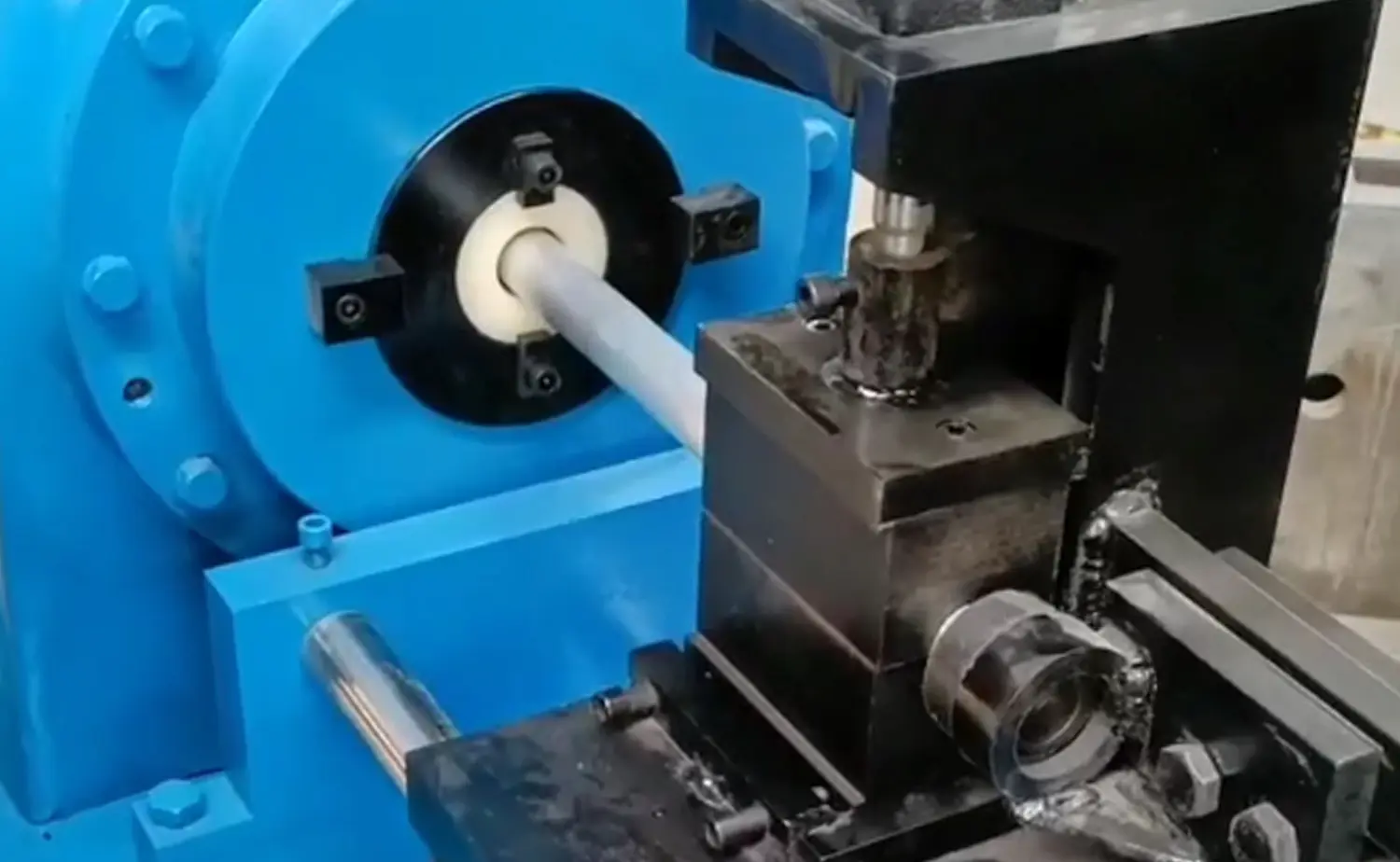 ZTM-50/60/76/114 multi-materiale anvendelig semi-automatisk taper tube reduktionsmaskine