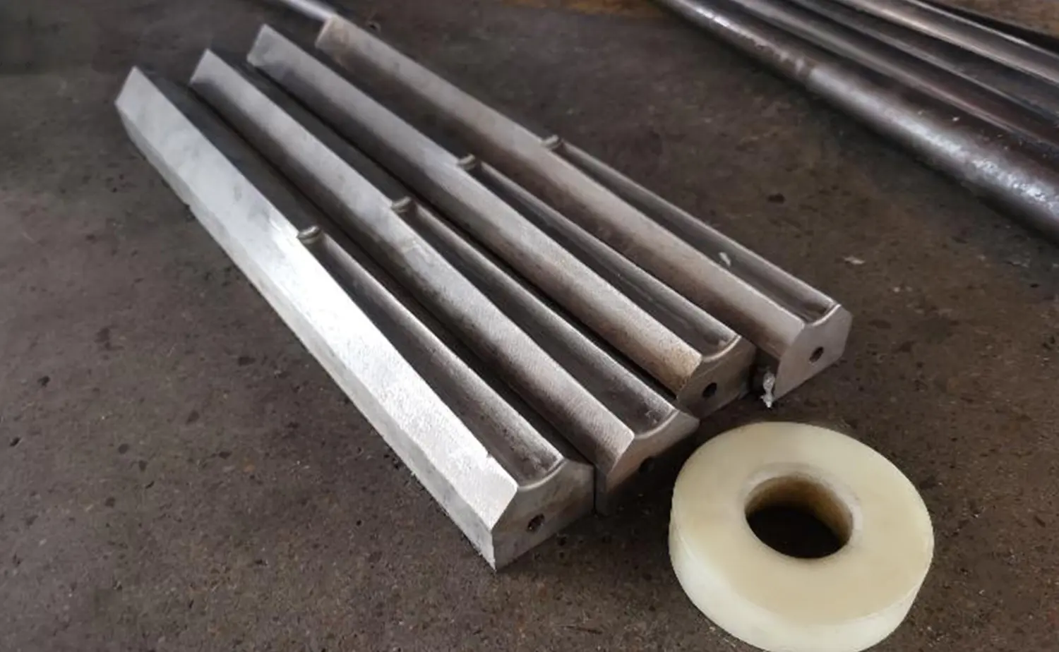 ZTM-50/60/76/114 multi-materiale anvendelig semi-automatisk taper tube reduktionsmaskine