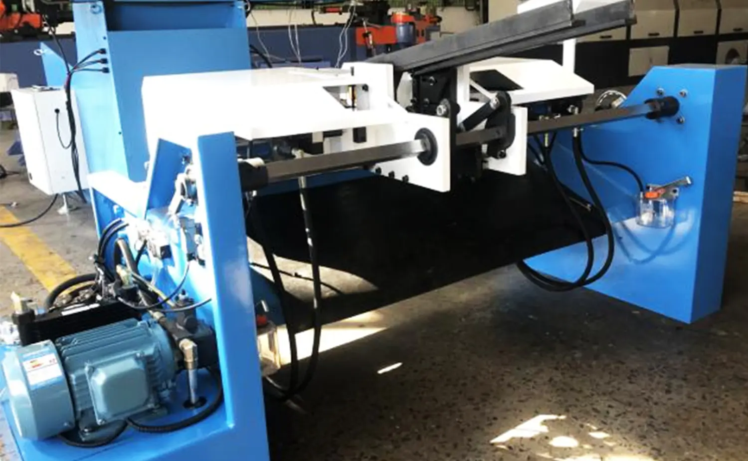 DEF PV-serien dobbelthovedet hydraulisk røraffasningsmaskine