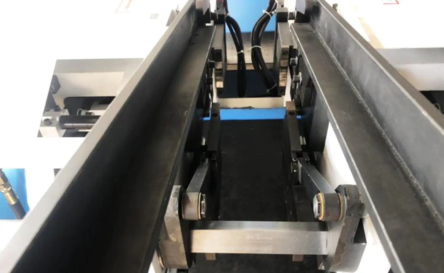 DEF PV-serien dobbelthovedet hydraulisk røraffasningsmaskine