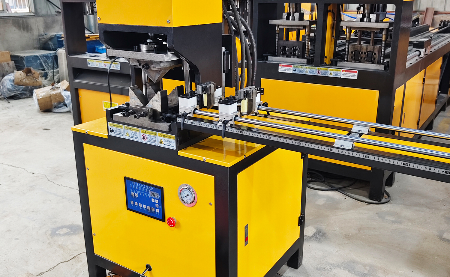 HS-P-100-2P Halvautomatisk hulmaskine HS-P-100-2P Halvautomatisk hulmaskine